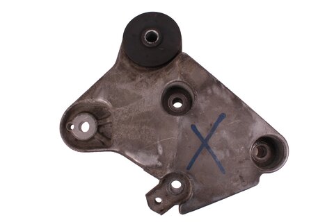 Držák silentbloku motoru