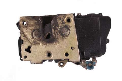 Zámek dveří - pravé přední 9136P7 (do r.v 2002)