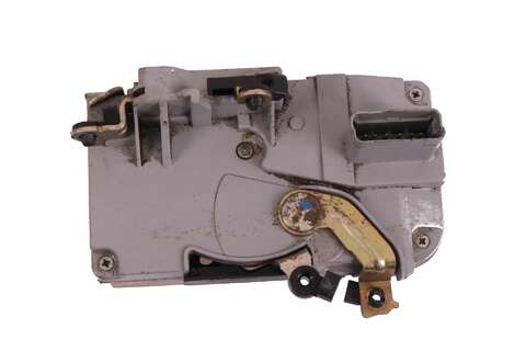 Zámek dveří - levé přední 9135H8 (facelift)