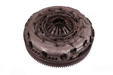 Spojková sada se setrvačníkem