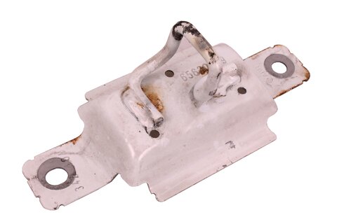 Držák žámku přední kapoty