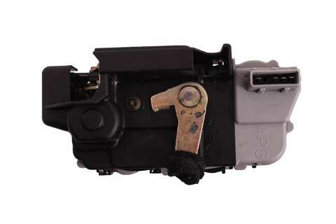 Zámek dveří - levé zadní 9137A0 ( do r.v. 05/2005 )