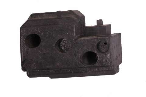 Pěnový absorber předního nárazníku levý