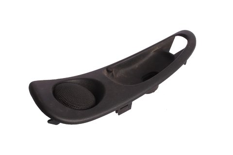 Kryt madla dveří přední levý