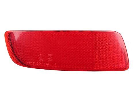 Levá odrazka do zadního nárazníku