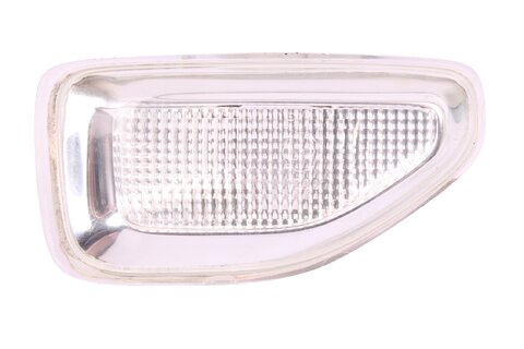 Pravý boční blikač bílý