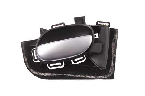 Klika vnitřní černá ovl. chrom pravé dveře ( přední zadní ) 9632918877 9632698077 9144E3