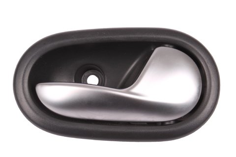 Pravá vnitřní klika přední / zadní chromová ovládaná táhlem