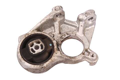 Držák motoru pravý horní - 1401009580