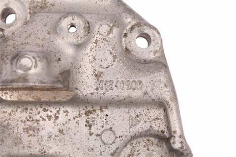 Držák motoru pravý horní