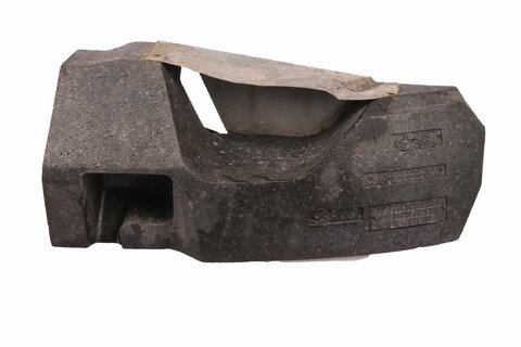 Výztuha zadního nárazníku levá -2004