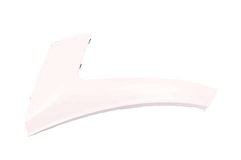 Lišta levého předního světla lakovací