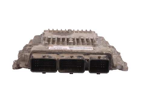 Řídící jednotka motoru