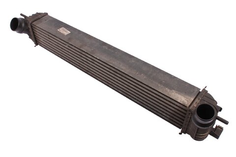 Chladič nasávaného vzduchu - intercooler