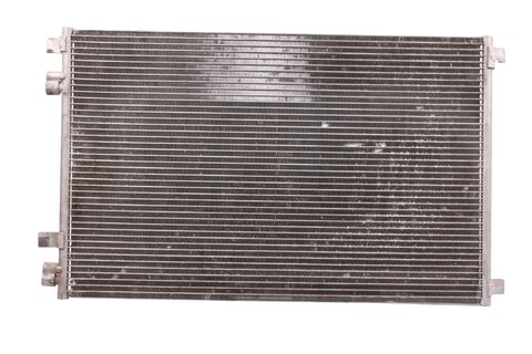 Chladič klimatizace - kondenzátor