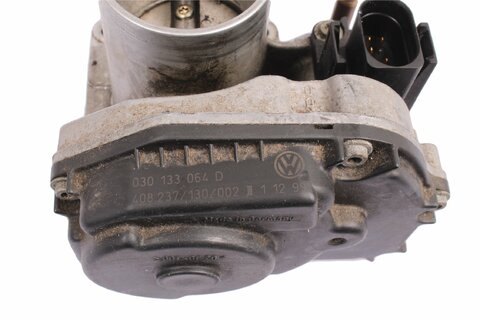 Škrtící klapka 56mm 030133064D