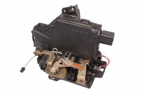 Zámek centrálu pravý zadní