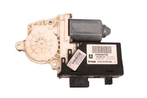 Levý přední motorek stahovačky