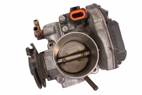 Škrtící klapka 06A133064M