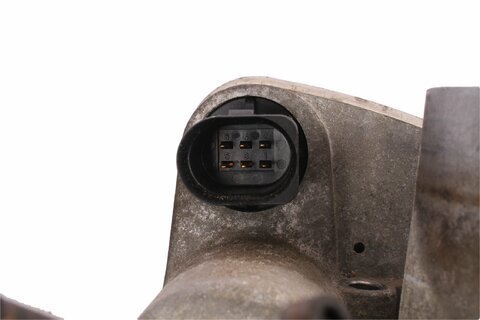 Škrtící klapka 047133062 D