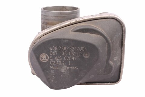 Škrtící klapka 047133062 D