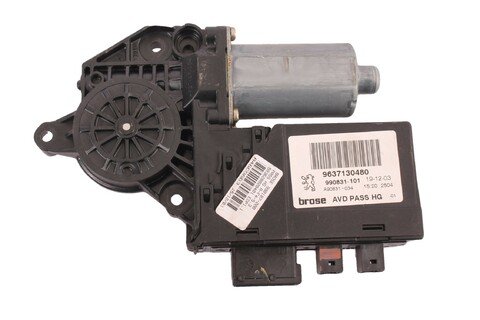 Motorek pravé přední stahovačky 9637130480