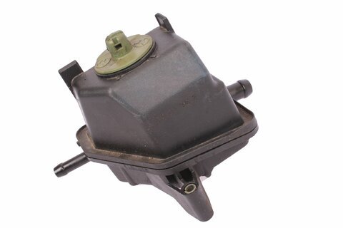 Nádobka kapaliny servořízení