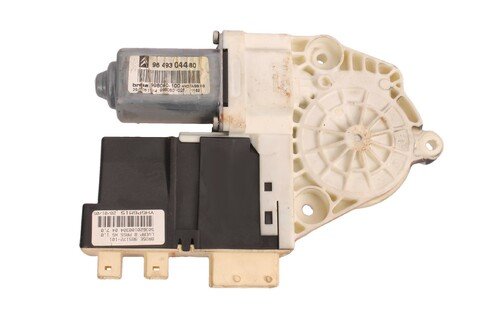 Motorek pravý přední stahovačky