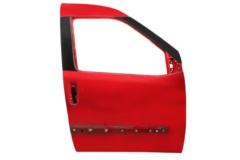 Pravé přední dveře P