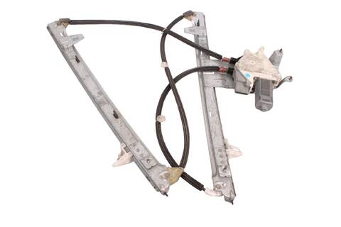 Levá přední stahovačka (velký oválný konektor)