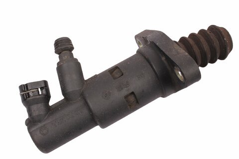 Pomocný spojkový válec