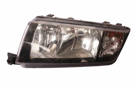 Světlo přední levé černé AFTER MARKET