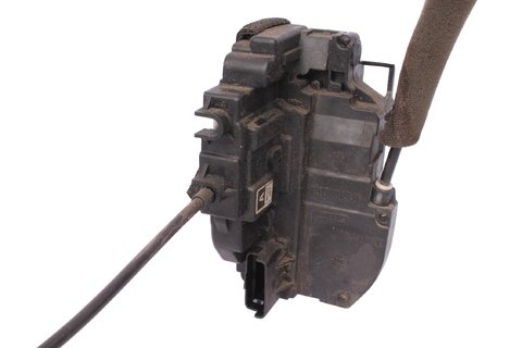 Pravý zámek předních dveří - 3 piny