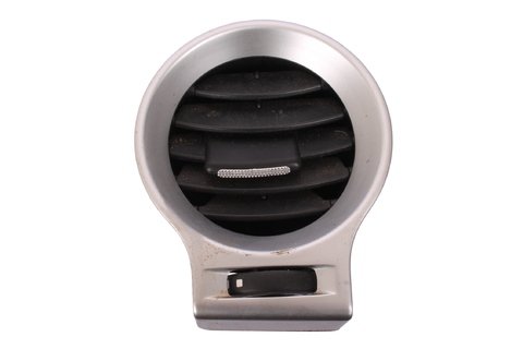 Levý střední ventilační výdech palubní desky - stříbrný