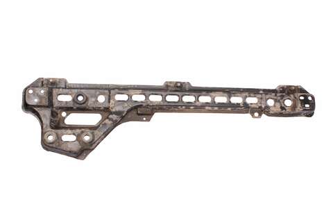 Spodní držák chladiče