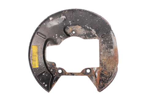 Brzdový štít zadních kol pravý 4x4