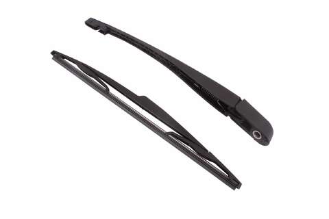 Ramínko zadního stěrače se stírátkem (hatchback)