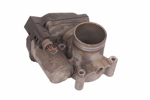 Škrtící klapka 03C133062B