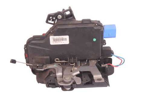 Zámek dveří pravý zadní (s centrálem) 6Y0839016A