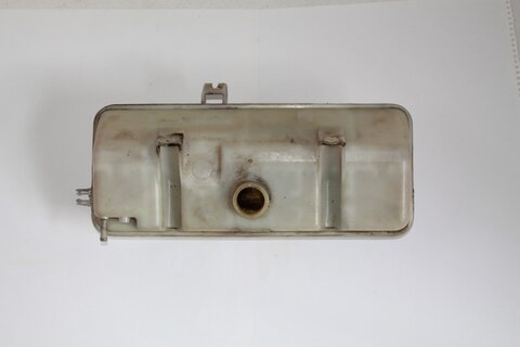 Expanzní nádoba vody (jeden vývod)