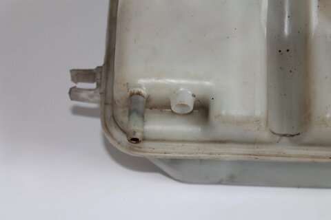 Expanzní nádoba vody (jeden vývod)