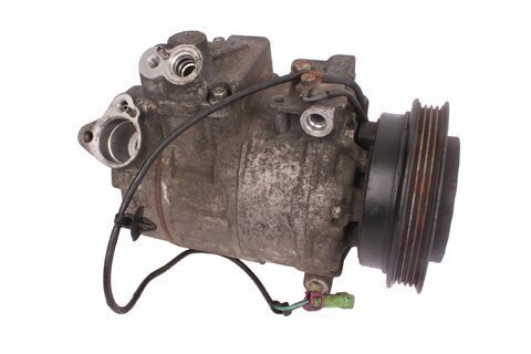 Kompresor klimatizace 8D0260808