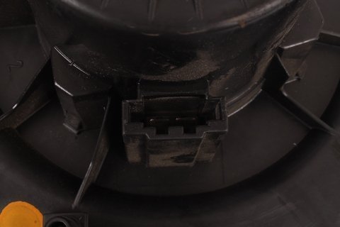 Ventilátor topení (-AC) 6R1819015A