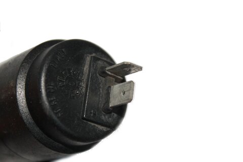 Motorek ostřikovačů (T - konektor, 2 vývody)