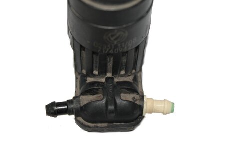 Motorek ostřikovačů (hranatý konektor, 2 vývody)