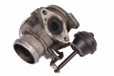 Škrtící klapka s EGR ventilem 038131501 A/E/L