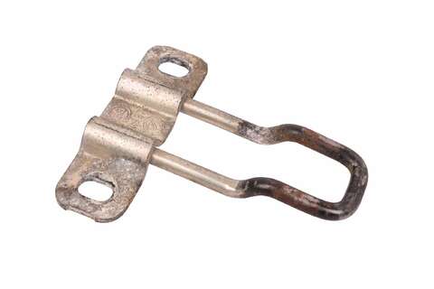 Kolík zámku zadních dveří spodní