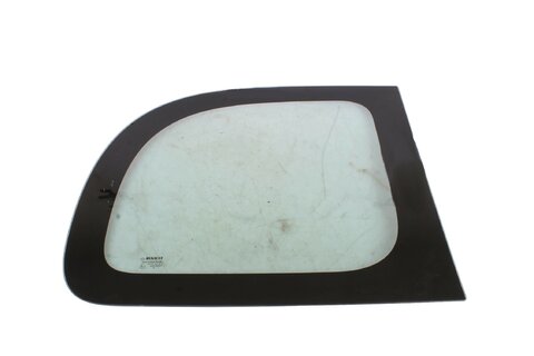 Pravé boční zadní sklo pevné