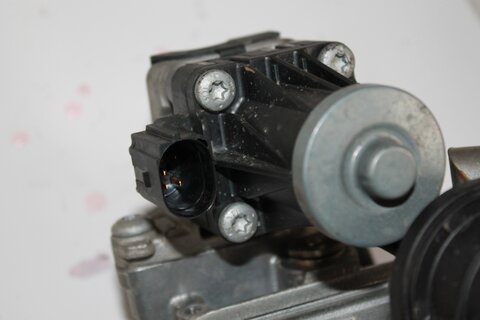 Elektrický ventil EGR - 71753846