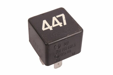 Relé elektrické (č.447) 6U0906061A